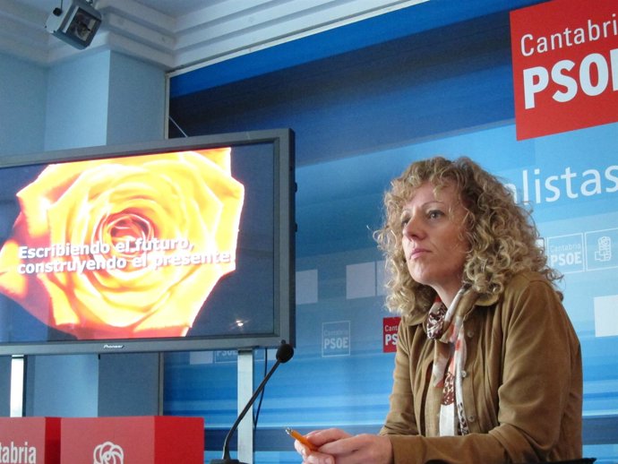Rosa Eva Díaz Tezanos Presenta La Campaña Del PSOE Cántabro