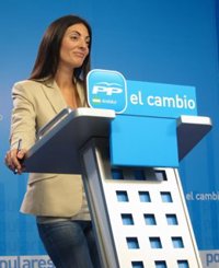 El PP-A pregunta a Díaz (PSOE-A) si tiene algún familiar que haya participado "directa o indirectamente" en un ERE