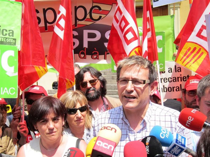 Sindicatos De La Enseñanza Protestan Por Los Recortes En Educación