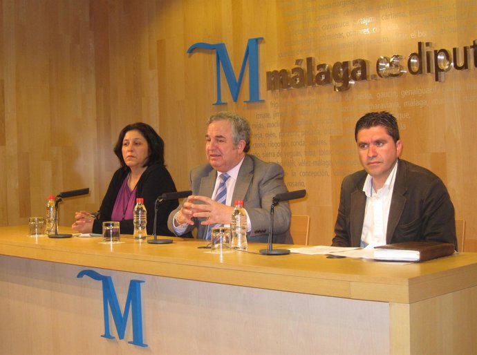 Andrade, Pendón Y Fernández En La Presentación De Las Jornadas