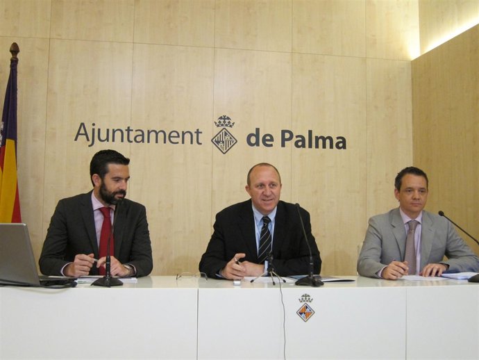 Alcover En La Presentación Del Estudio Sobre El Turismo De Palma.
