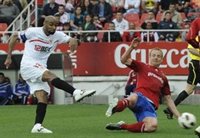 Fútbol.- Kanouté: "Un día tendremos que irnos, pero no habrá problemas porque todo se ha hecho de forma muy natural"