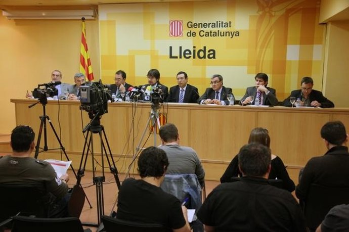 El Alcade De Lleida, Àngel Ros, En La Presentación Del Acuerdo