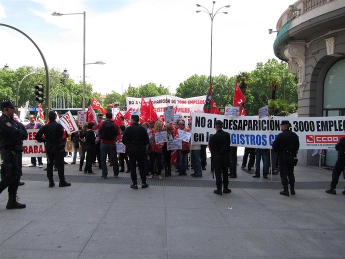 Concentración Contra La Ley Del Registro Civil