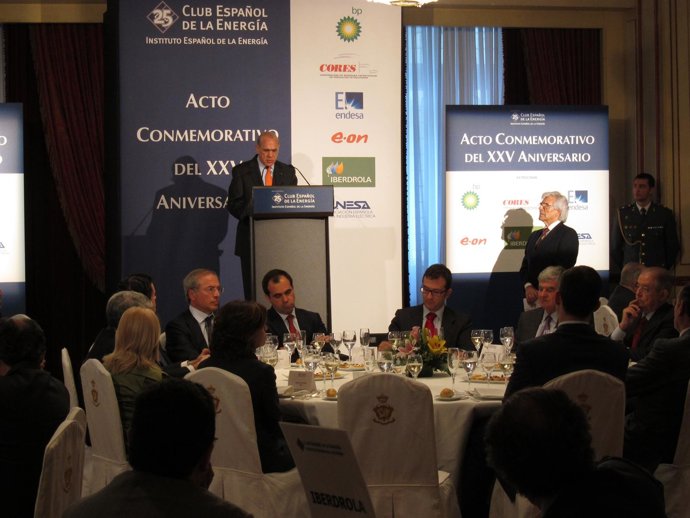 El Director General De La OCDE, José Angel Gurría