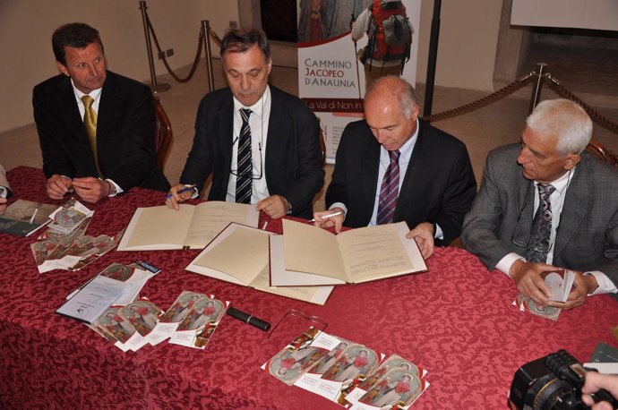 Fotos: A XUNTA DE GALICIA E O GOBERNO DA PROVINCIA AUTÓNOMA DE TRENTO ASINAN EN 