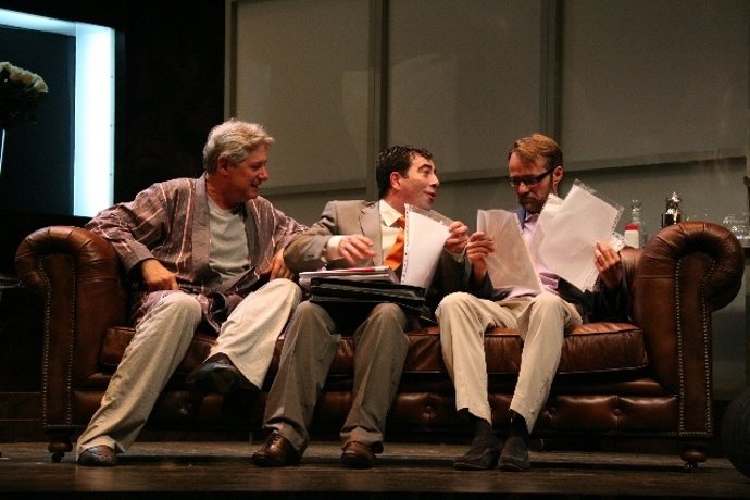 'La Cena De Los Idiotas'