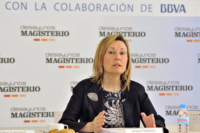 NP. Desayunos Magisterio. "La Ley De Educación De La Comunidad De Madrid Nacerá 