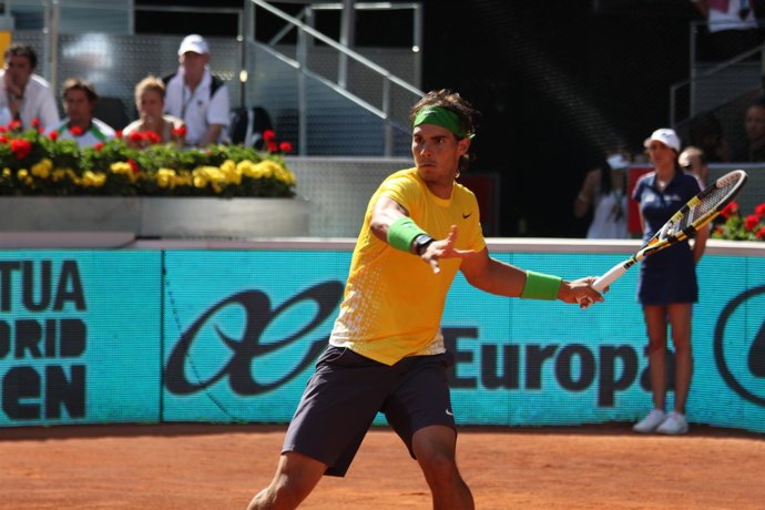 Rafa Nadal Debutó Con Una Fácil Victoria En El Mutua Madrid Open