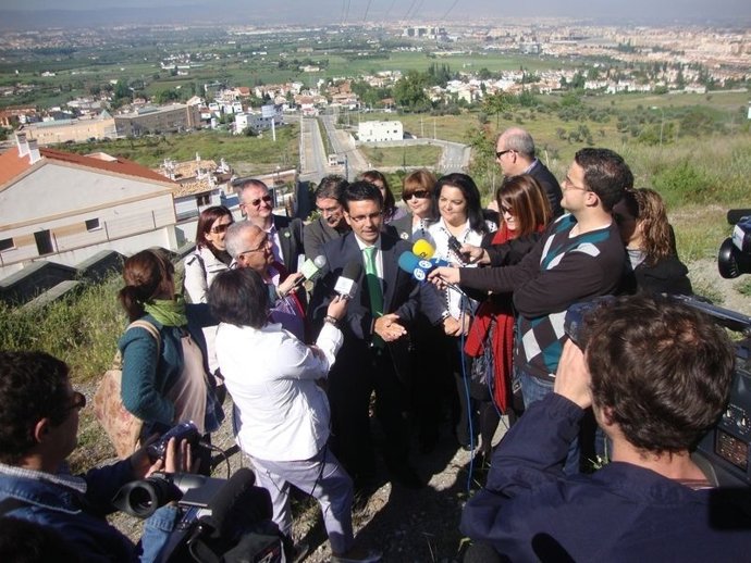 El Candidato Socialista A La Alcaldía De Granada, Francisco Cuenca