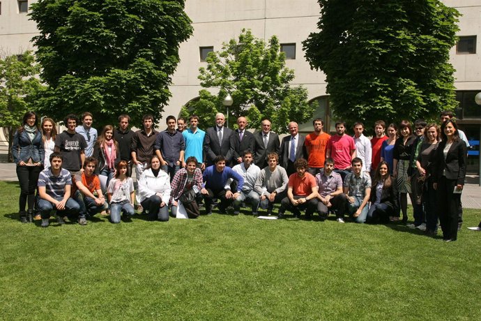 Participantes En El Seminario De Innovación Empresarial De La UPNA.