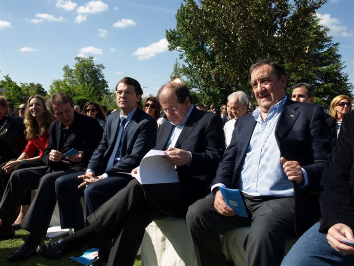 Alfonso F. Mañueco, Juan Vicente Herrera Y Julián Lanzarote   