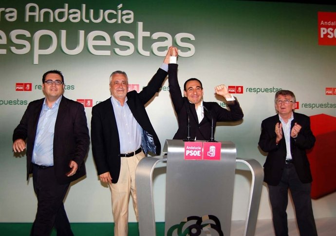 Griñán Y El Secretario Provincial, Francisco González Cabaña, Junto Al Candidato