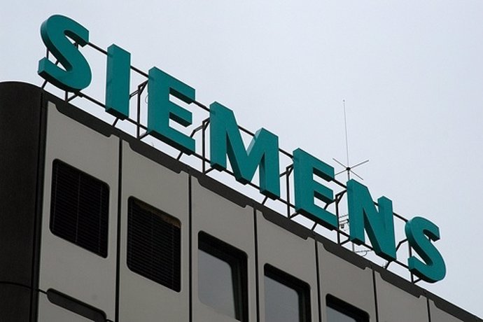 Siemens En Edificio Por Suber CC Flickr 