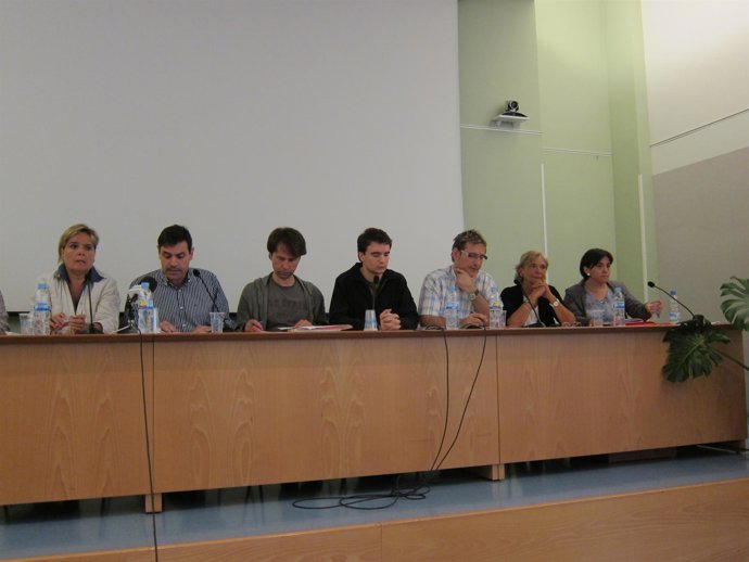 Sindicatos, Padres Y Alumnos Contra Los Recortes