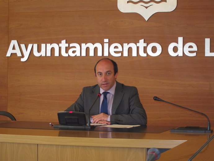 El Portavoz Del Ayuntamiento, Vicente Urquía