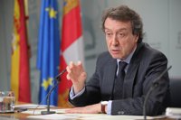 CIS-De Santiago-Juárez cree que las encuestas sirven para marcar tendencias aunque "le agrada" que sean favorables al PP