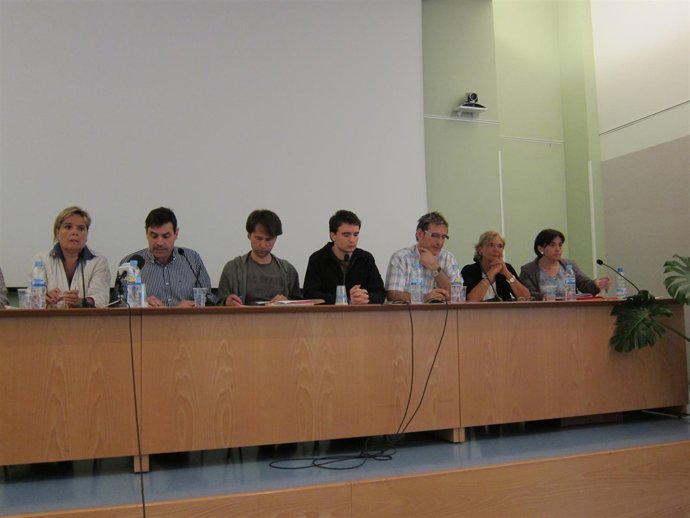 Sindicatos, Padres Y Alumnos Contra Los Recortes