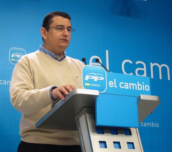Antonio Sanz, En Rueda De Prensa