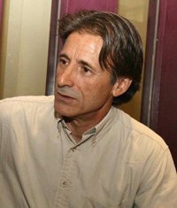 Escobar dice que la encuesta "anima" y que si IU vuelve a la Asamblea habrá "cumplido" su "objetivo número uno"