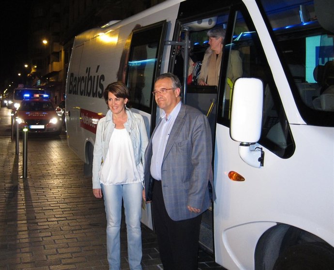 Los Candidatos De UPN Yolanda Barcina Y Enrique Maya, En El Arranque De Campaña.
