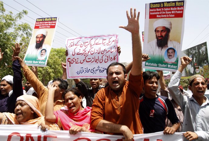 Manifestación A Favor De Osama Bin Laden