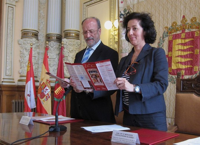 León De La Riva Y Cantalapiedra Presentan El Programa De San Pedro Regalado