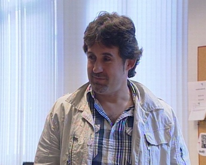 Urizar dice que irán a Europa si les ilegalizan