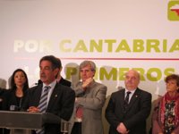 Revilla acata la sentencia aunque advierte que en sus listas "está metida toda Herri Batasuna"