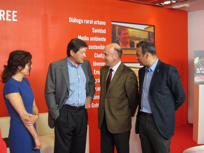 Clara Costales, Javier Fernández, Juan Fernández Pereiro Y Fernando Lastra