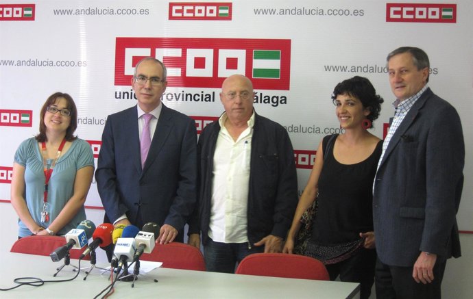 Willy Meyer (Dcha.) Junto A Candidatos De IU Y El Secretario De CCOO De Málaga
