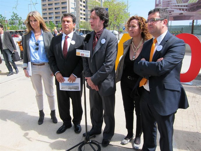 A.Arqué, J.Laporta, J.Portabella, E.Capella E I.Planas (Uxb)