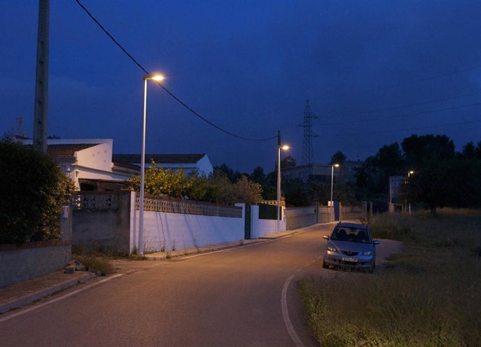 NOTA Y DOS FOTOS ALUMBRADO EN EL COLLAO