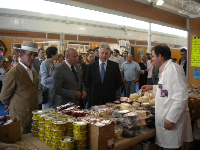 El Consejero De Gobernación Y Justicia, Francisco Menacho,  En Montellano