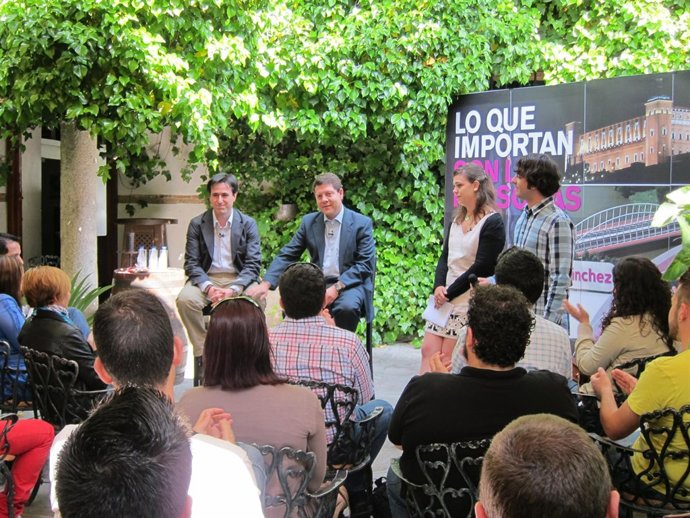Emiliano García-Page En El Primer Acto De Campaña