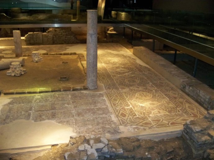 Mosaicos Del 'Antiquarium' De Metropol Parasol