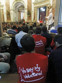 Monseñor Osoro Se Dirige A Los Jóvenes En La Basílica.