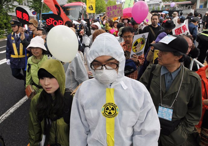 Protesta Antinuclear En Japón