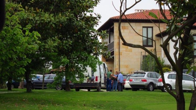 Casa De Ballesteros En Pedreña