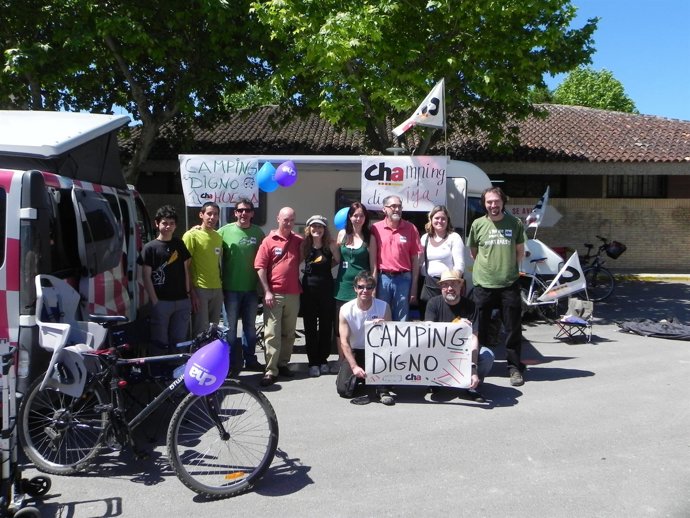 Acto De CHA En El Camping De San Jorge En Huesca