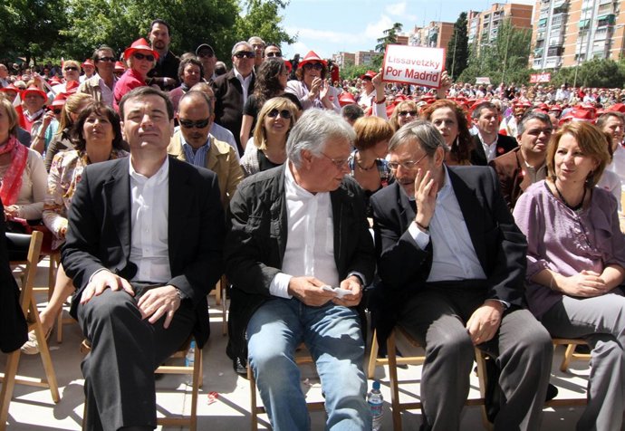 Mitin Socialista En Aluche
