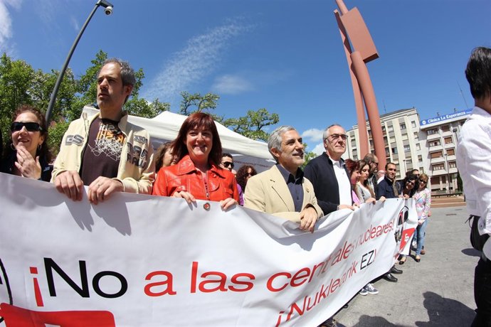 Gaspar Llamazares, En La Concentración De Vitoria