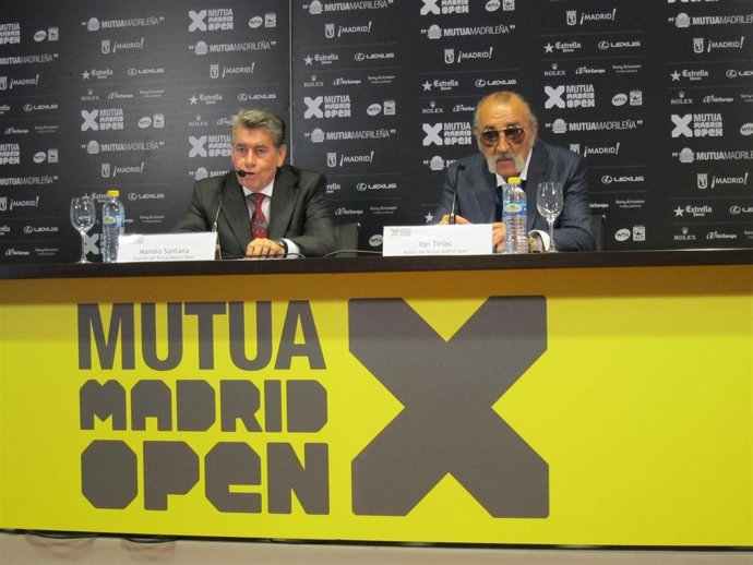 Ion Tiriac Y Manolo Santana En El Madrid Open De Tenis