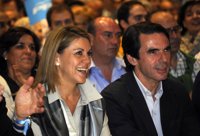 Bildu- Aznar a las víctimas:"La democracia sabrá reparar la afrenta que habéis sufrido y volveremos a expulsarlos"