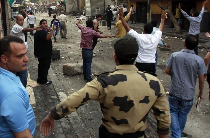 Enfrentamientos Religiosos En El Cairo