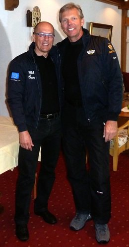 Simcic Y Schümann, Esimit Europa 2 