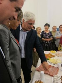 Barreda pide a Cospedal que "no tome lecciones" de Aguirre en sanidad o dependencia porque C-LM "está mucho mejor"