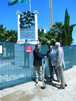 Acto De Colocación De La Primera Piedra De Un Hotel Del Grupo Accor En Sevilla