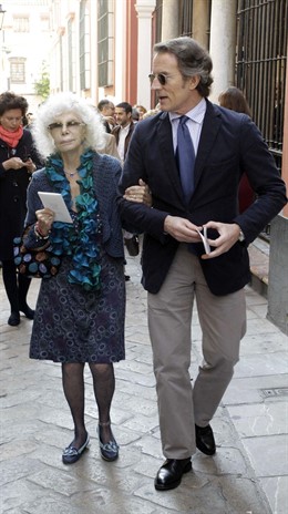 LA DUQUESA DE ALBA Y ALFONSO DIEZ ACUDEN AL CONCIERTO DE AIN