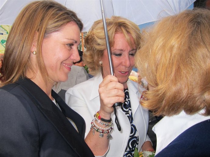 Cospedal Y Aguirre En Campaña En Leganés (Madrid)